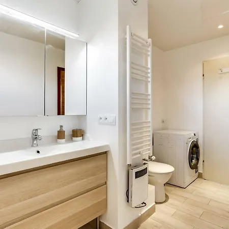 Appartement 2p Calme, Jardin, Piscine, Proche Mer, Tout Equipe